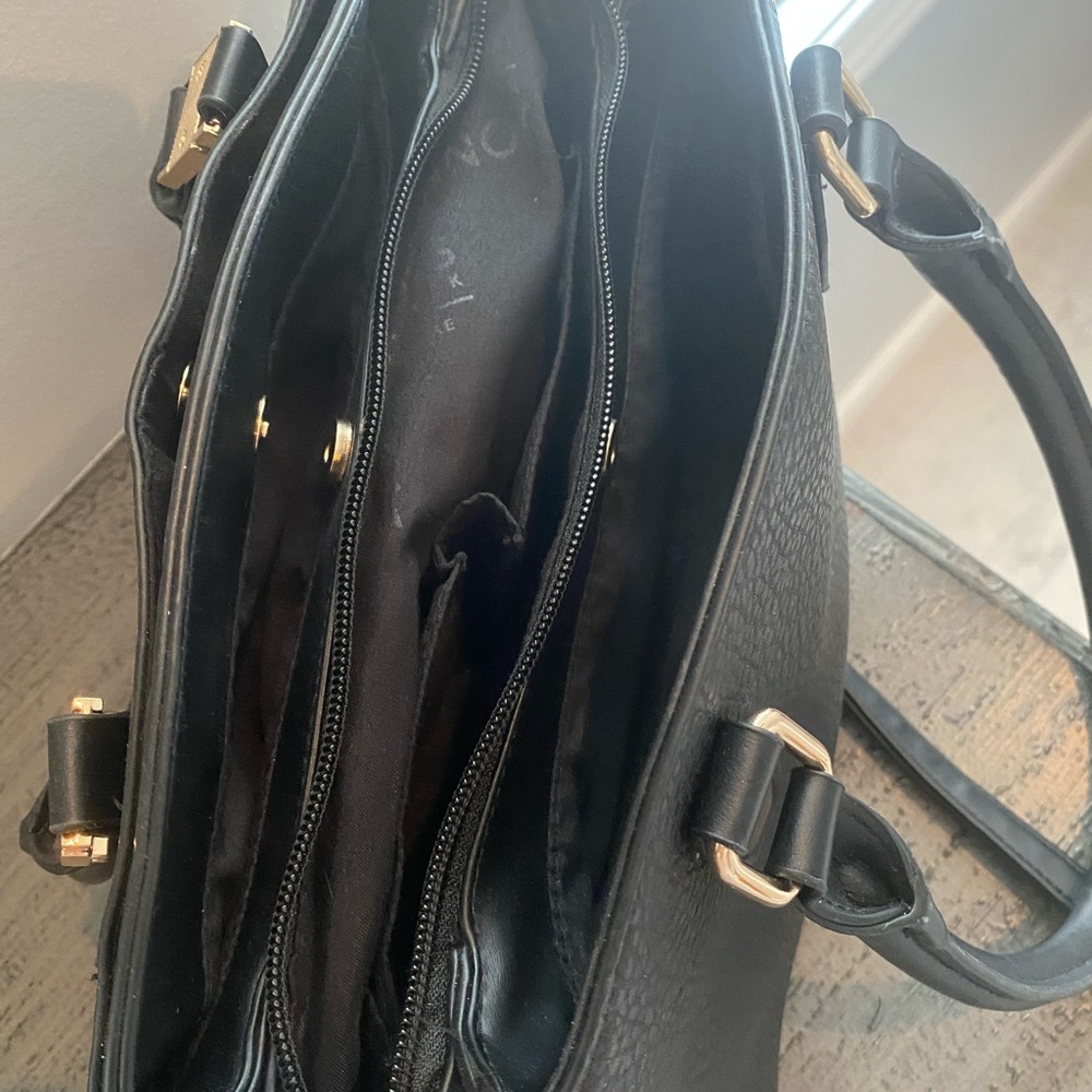 Jones New York Purse